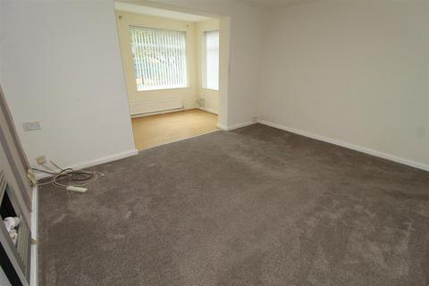 2 bedroom ground floor flat for sale, Lincoln Drive, Liverpool L10