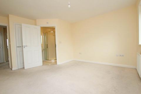 4 bedroom end of terrace house for sale, Weavers Close, Eastbourne, BN21 2BA