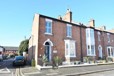 4 bedroom end of terrace house for sale, Guys Cliffe Road, Leamington Spa