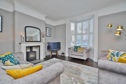 4 bedroom end of terrace house for sale, Guys Cliffe Road, Leamington Spa