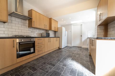 7 bedroom terraced house to rent, Queens Road, Newcastle Upon Tyne NE2