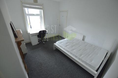 3 bedroom terraced house to rent, Pope Street, Leicester LE2