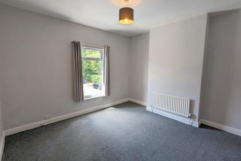 2 bedroom terraced house to rent, Beaconsfield Street, Darlington