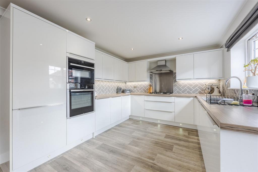Kitchen diner