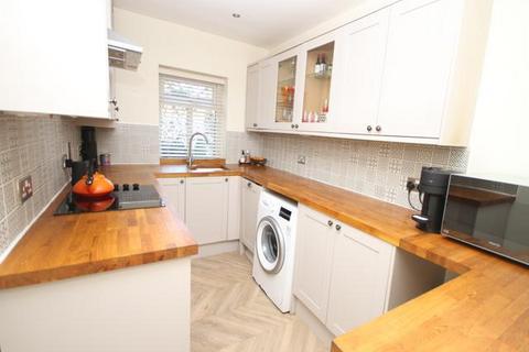 2 bedroom terraced house for sale, Thornhill Street, Calverley, Leeds