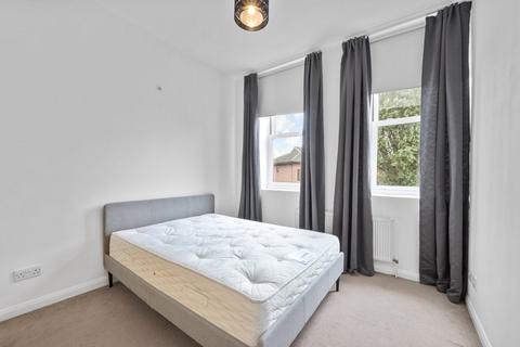 2 bedroom apartment to rent, Leopold Road, Wimbledon