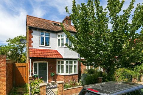 4 bedroom end of terrace house for sale, Bicester Road, Richmond, TW9