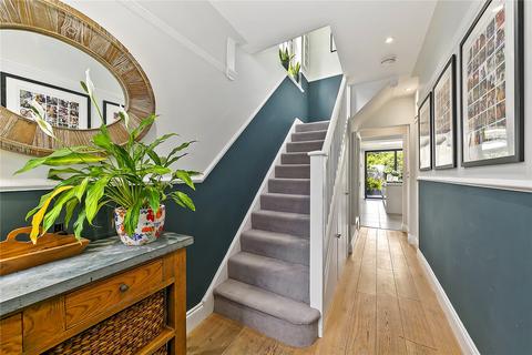 26 Bicester Road, Richmond, TW9 4QN