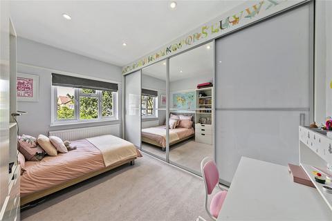 26 Bicester Road, Richmond, TW9 4QN