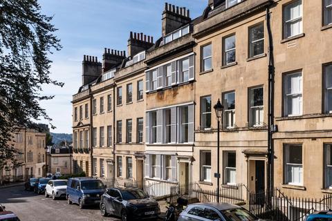 2 bedroom flat for sale, St. James's Square, Bath BA1