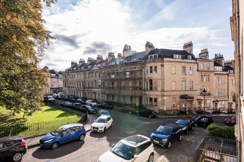 2 bedroom flat for sale, St. James's Square, Bath BA1