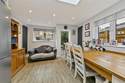 3 bedroom end of terrace house for sale, Stanley Gardens Road, Teddington