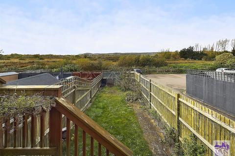 14 Hall Road, Wouldham, Rochester, ME1 3XN