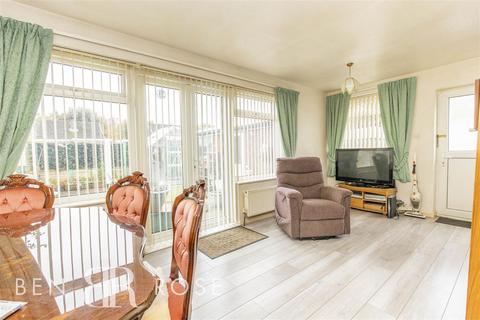 2 bedroom semi-detached bungalow for sale, Masefield Place, Walton-Le-Dale, Preston