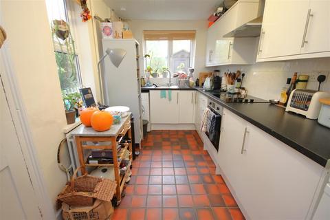 2 bedroom terraced house to rent, Ditton Walk, Cambridge CB5