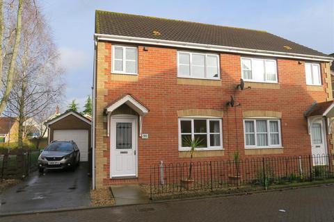 3 bedroom semi-detached house to rent, Cashford Gate, Taunton TA2