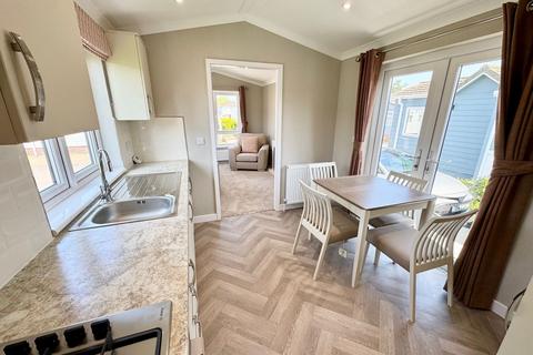 1 bedroom park home for sale, Lyndhurst Road, Christchurch BH23