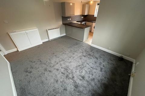 2 bedroom flat to rent, The Uplands, Smethwick, West Midlands, B67