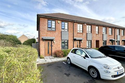 2 bedroom end of terrace house for sale, Candy Dene, Weldon, Ebbsfleet Valley, Swanscombe, DA10