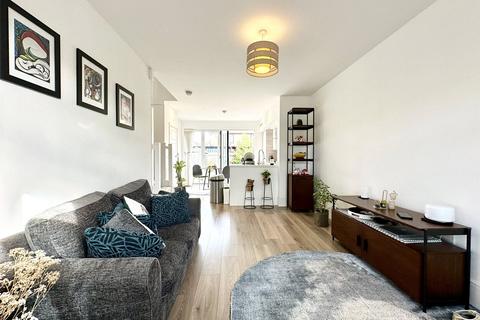 1 Candy Dene, Weldon, Swanscombe, DA10 1AN