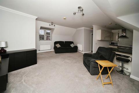 3 bedroom apartment for sale, Pools Brook Park, Kingswood, Hull