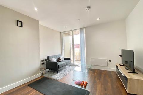 2 bedroom apartment to rent, One Cambridge Street, Manchester