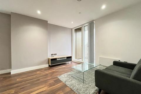 2 bedroom apartment to rent, One Cambridge Street, Manchester