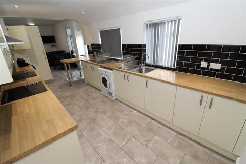 7 bedroom house to rent, Llandough Street, Cardiff CF24