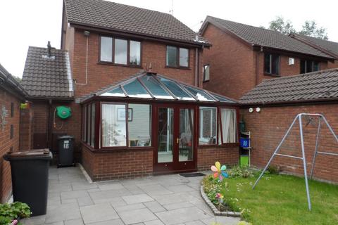 3 bedroom detached house to rent, First Avenue, Newcastle-under-Lyme ST5