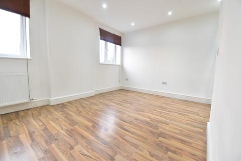 1 bedroom terraced house to rent, 276b St James Road, St James Mews, London, SE1