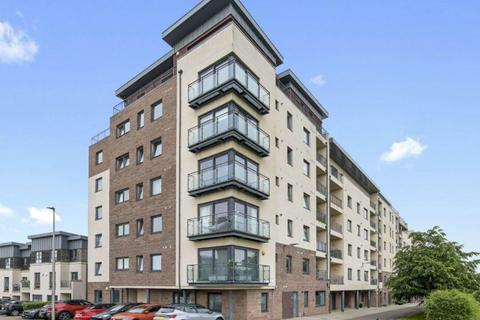 2 bedroom flat to rent, Kingsburgh Crescent, Granton, Edinburgh, EH5