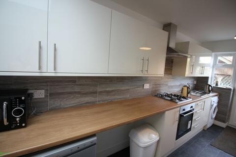 4 bedroom end of terrace house to rent, Canley, Coventry CV4