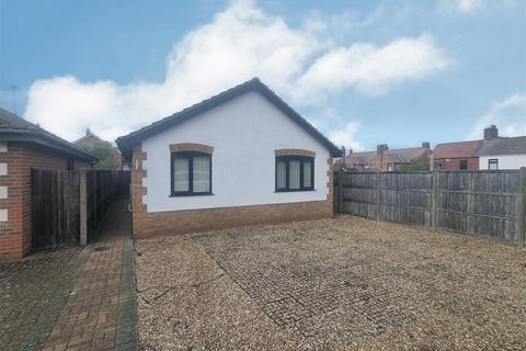 3 bedroom detached bungalow for sale, East Anglian Way, Gorleston