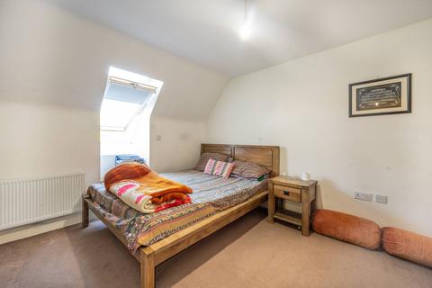 1 bedroom flat to rent, Chargable Lane, Plaistow, London, E13