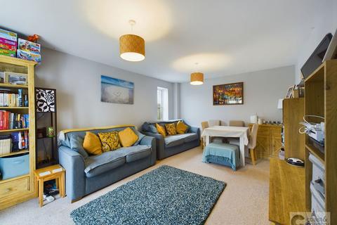 3 bedroom link detached house for sale, Venn Orchard, Kingsteignton