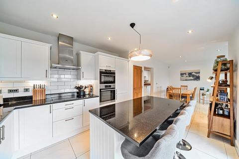 14 Orchard Park, Ulleskelf, Tadcaster, LS24 9FT