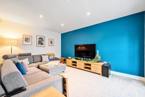 14 Orchard Park, Ulleskelf, Tadcaster, LS24 9FT
