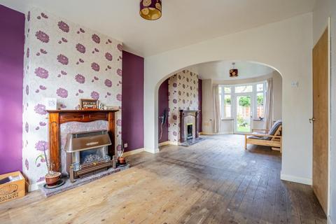 4 bedroom semi-detached house for sale, Middlethorpe Grove, York