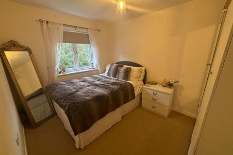 23 Llys Cambrian, Godrergraig, Swansea, SA9 2EY