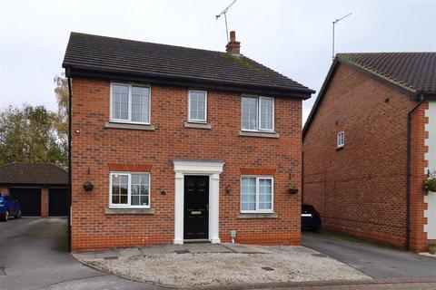 4 bedroom detached house for sale, Rye Crescent, Brough