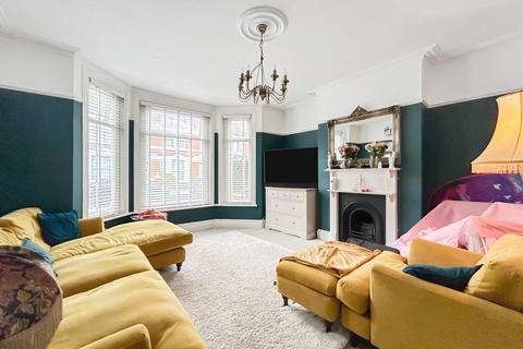 73 Malvern Road, Gillingham, ME7 4BB