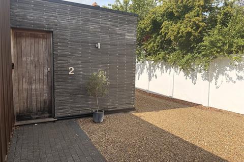 2 Plum Tree Mews, London, SW16 3AP