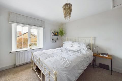 82 Bisley Road, Stroud, GL5 1HG