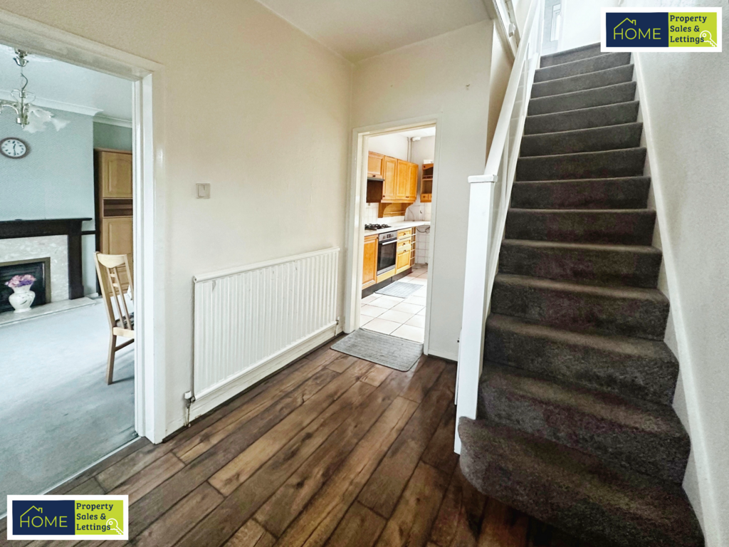 83 Hylion Road, West Knighton, Leicester, LE2 6 JE