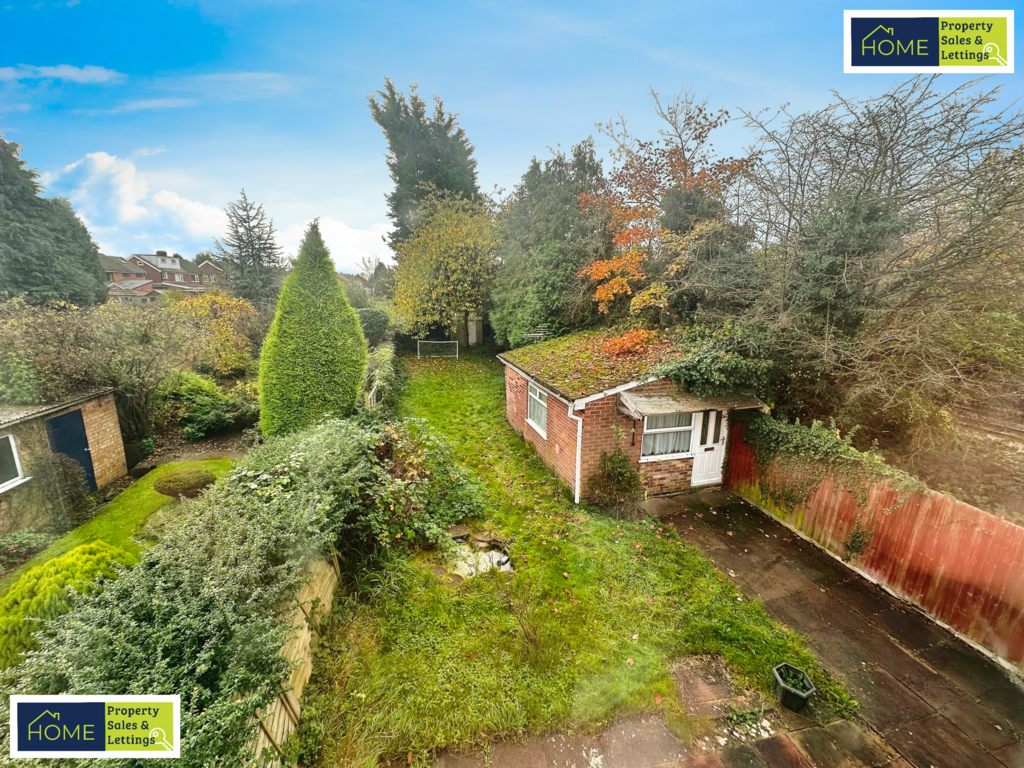 83 Hylion Road, West Knighton, Leicester, LE2 6 JE