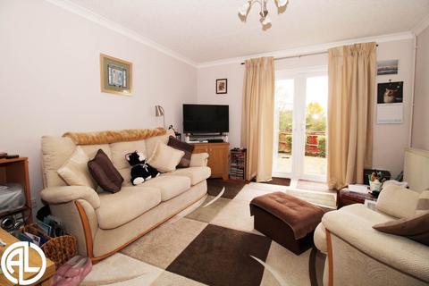 2 bedroom end of terrace house for sale, Sanderling Close, Letchworth Garden City, SG6 4HY