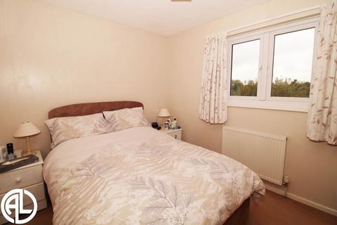 2 bedroom end of terrace house for sale, Sanderling Close, Letchworth Garden City, SG6 4HY