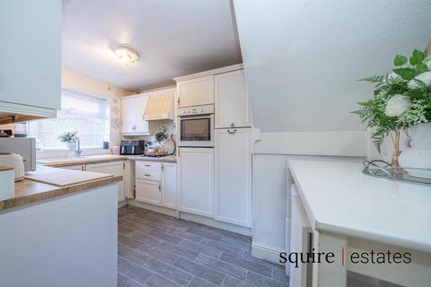 2 bedroom terraced house for sale, Katrine Square, Hemel Hempstead