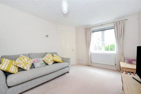 2 bedroom terraced house to rent, Hebbecastle Down, Warfield, Bracknell, Berkshire, RG42