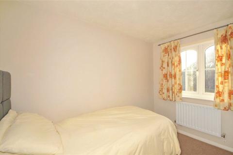 2 bedroom terraced house to rent, Hebbecastle Down, Warfield, Bracknell, Berkshire, RG42